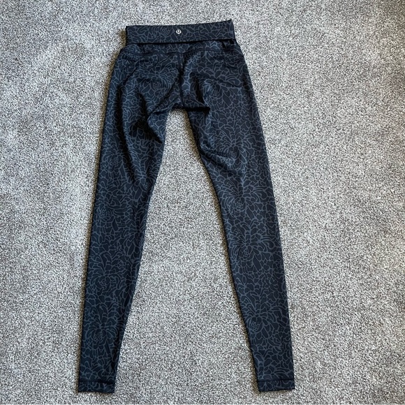 Lululemon Wunder Under Pant Sz 6 *Full-On Luxtreme (Roll Down) - Picture 7 of 8